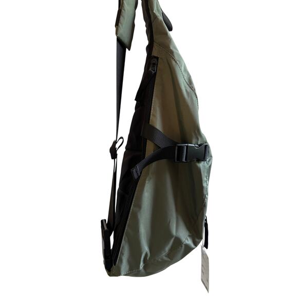 Urban Outfitters Bag | Backpack | Sling Bag - New w/ Tags! - Picture 6 of 11